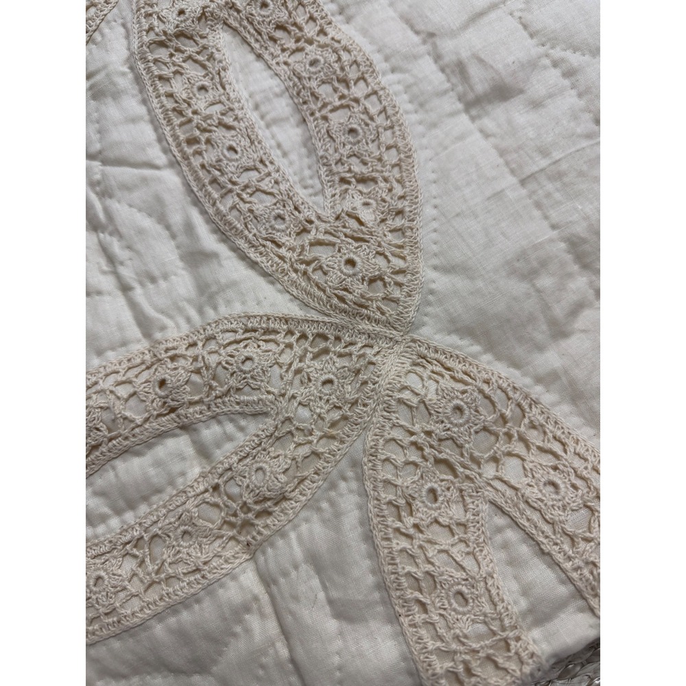 Vintage 1993 Linen Cotton Quilt Ivory Crochet Lace Applique twin Cottagecore - Picture 5 of 7